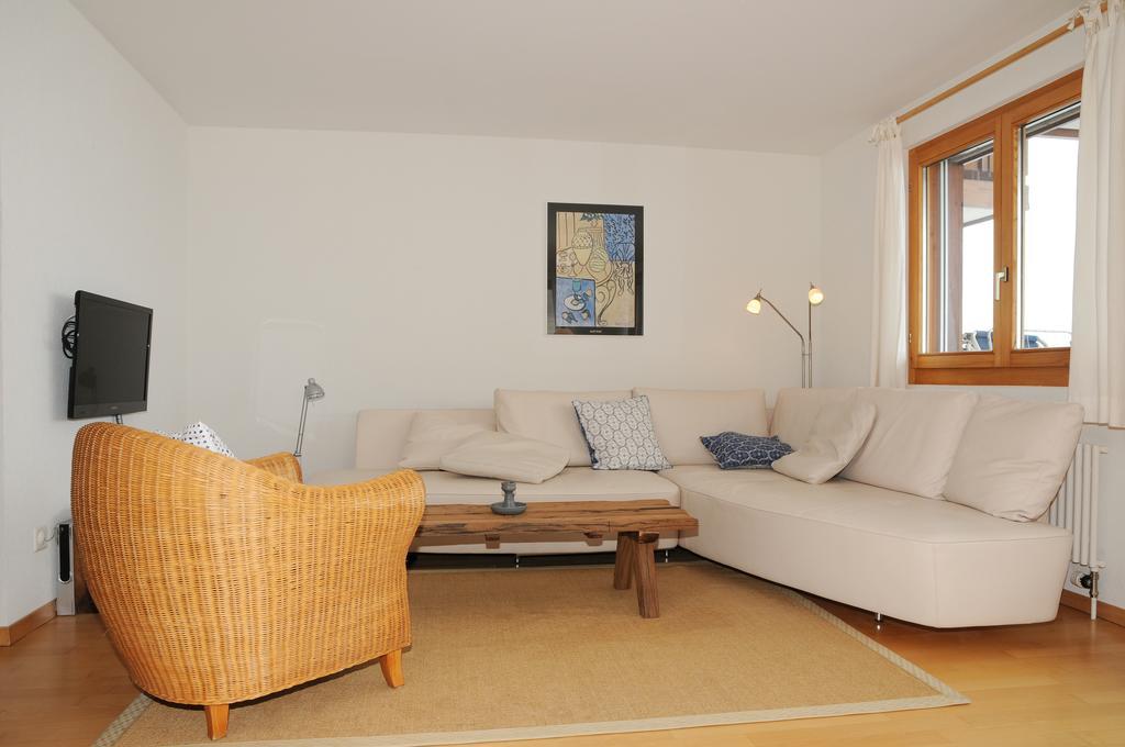 Ambiente Bettmeralp | A10 Apartment Room photo