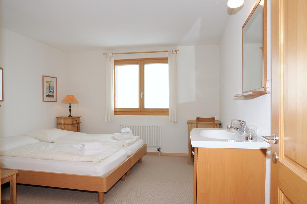 Ambiente Bettmeralp | A10 Apartment Room photo